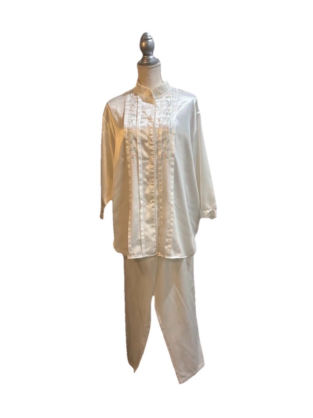 Vintage Amanda Stewart Women's Cream Satin Embroidered 2 Pcs Pajama Set Size XL